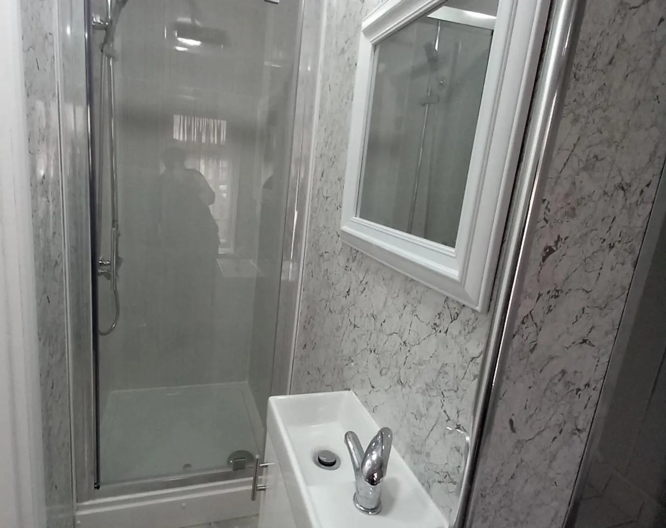 Josteestay Apartments -Rooms Goodmayes